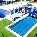 Blue Hill Boutique By Junto Ao Mar *