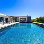 Blue Hill Boutique By Junto Ao Mar Quelfes