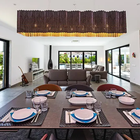 Blue Hill Boutique By Junto Ao Mar Quelfes