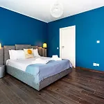 Blue Hill Boutique By Junto Ao Mar Quelfes