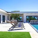 Blue Hill Boutique By Junto Ao Mar Villa *