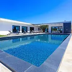 Blue Hill Boutique By Junto Ao Mar Villa *